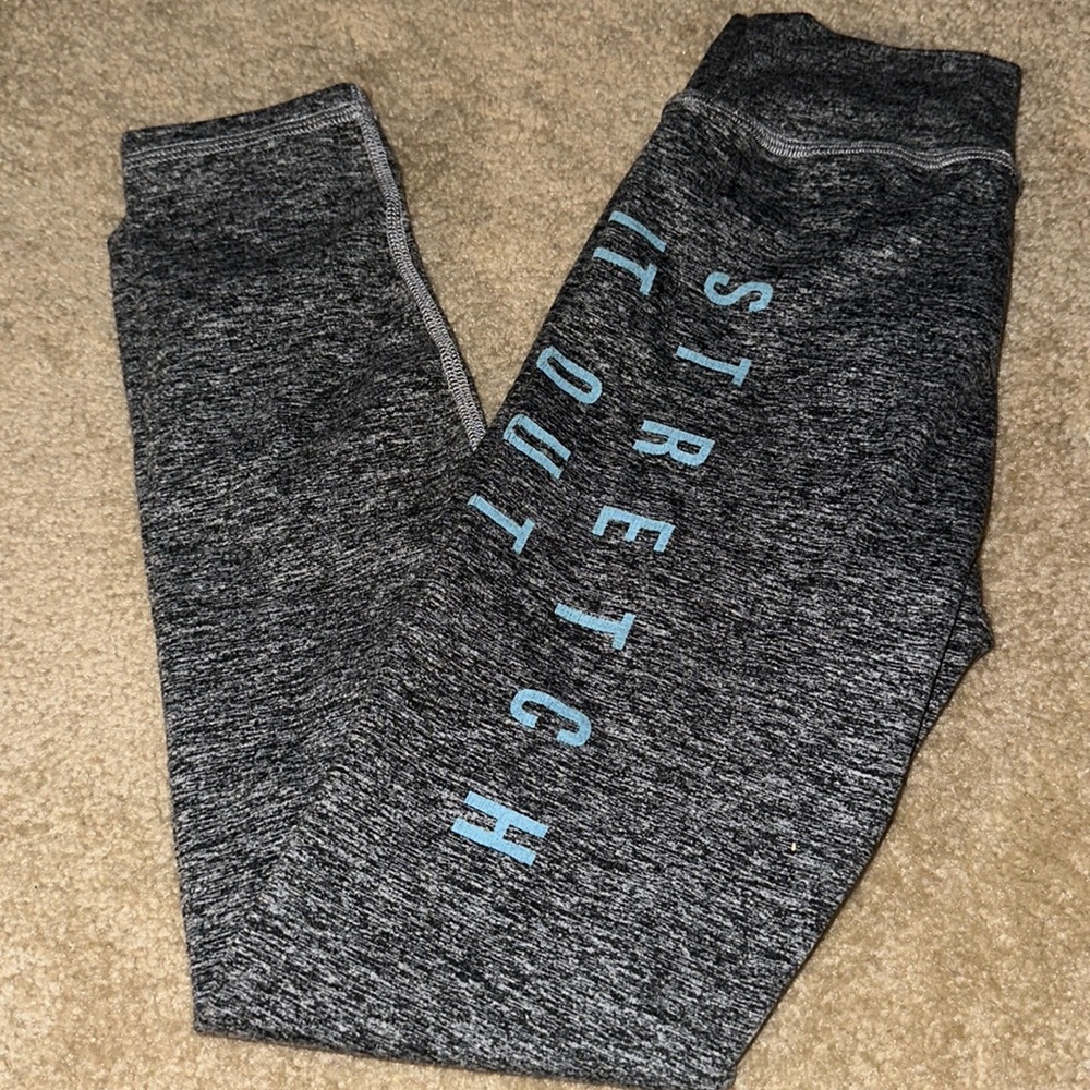 Grey you by good hyouman leggings size small